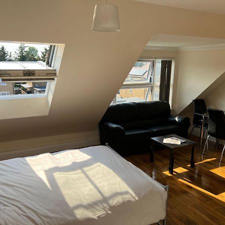 Rc Airport Rooms Stanwell Eksteriør billede