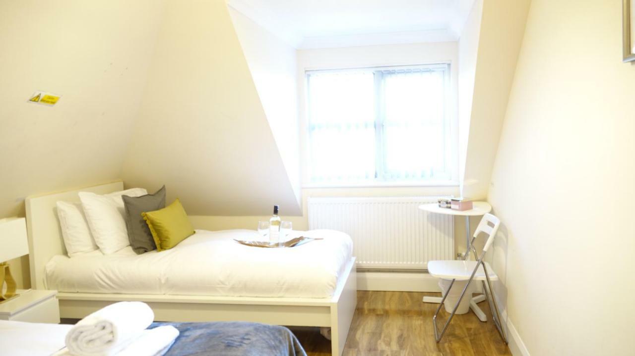 Rc Airport Rooms Stanwell Eksteriør billede